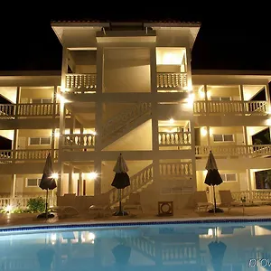 https://sandy-haven-resort.hotelsmontegobay.org